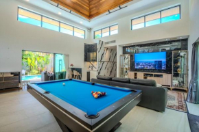 Noi's Villa - Cozy & Modern, 15Min walk to Kamala Beach